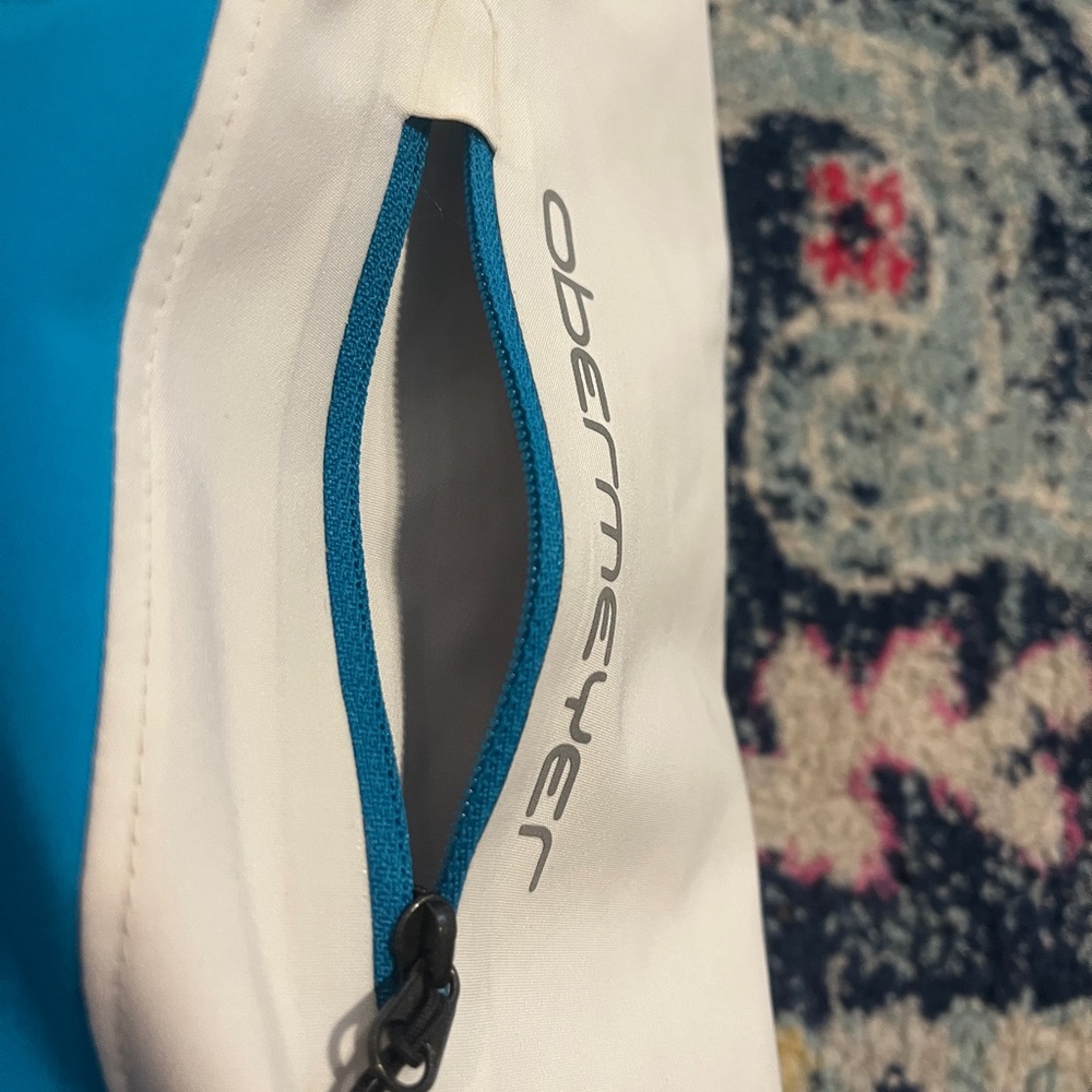 Obermeyer White and Blue Ski Jacket - Picture 11 of 16